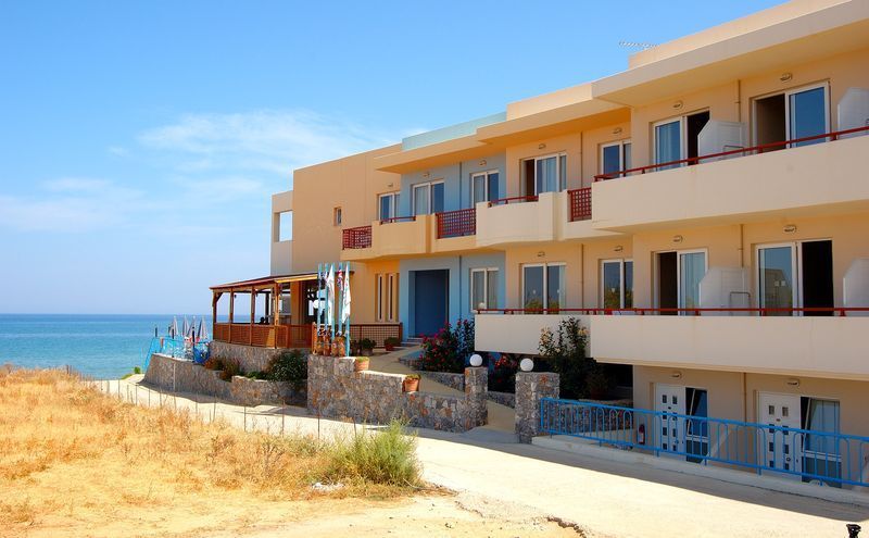 Danaos Beach Apartments Sfáka エクステリア 写真