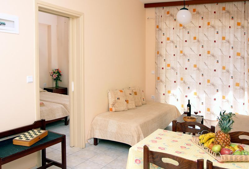 Danaos Beach Apartments Sfáka エクステリア 写真